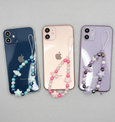 فونچارم هولوگرامی با ابر و ستارههای پاستلی